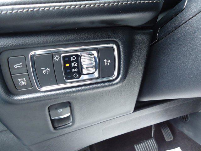 used 2021 Lincoln Nautilus car, priced at $35,900