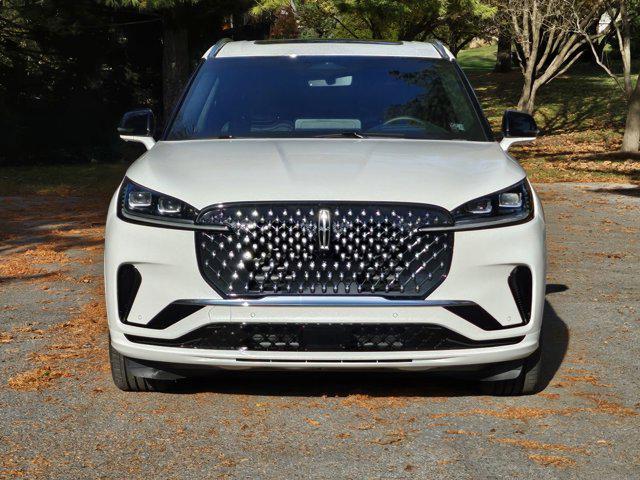 new 2025 Lincoln Aviator car, priced at $90,625