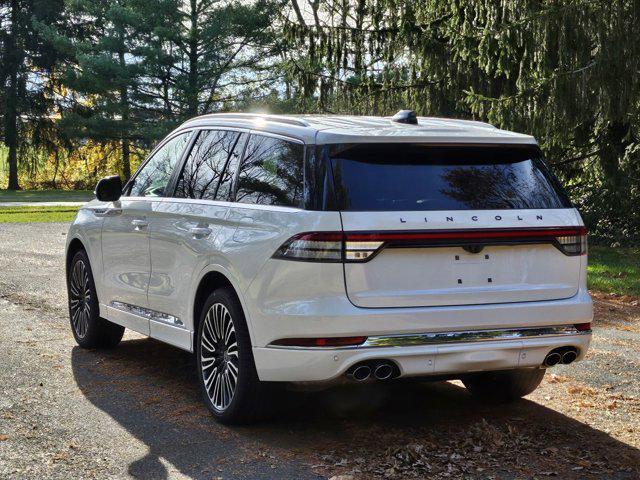 new 2025 Lincoln Aviator car, priced at $90,625