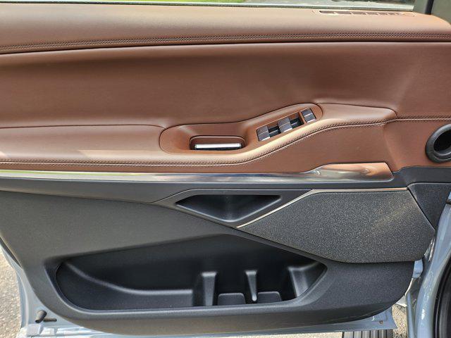 new 2025 Lincoln Navigator car, priced at $112,290