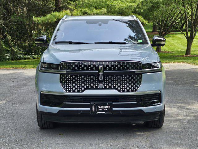 new 2025 Lincoln Navigator car, priced at $112,290