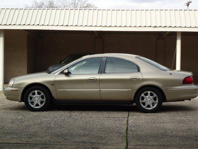 used 2000 Mercury Sable car, priced at $6,900