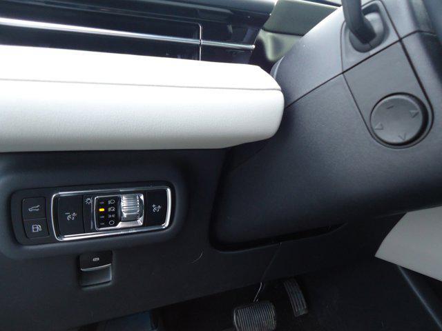 used 2024 Lincoln Nautilus car, priced at $46,900