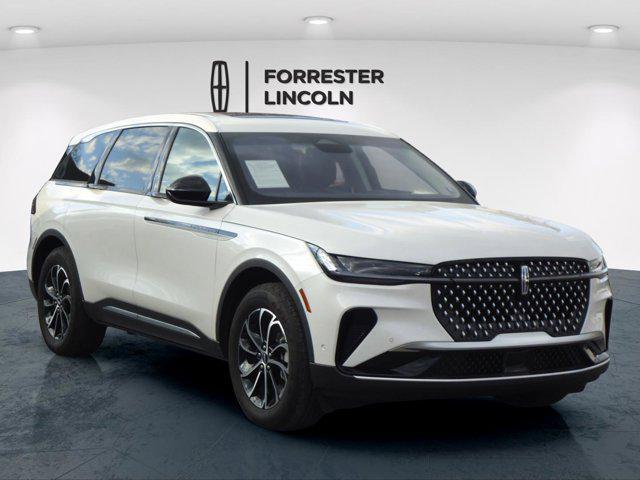 used 2024 Lincoln Nautilus car, priced at $46,900