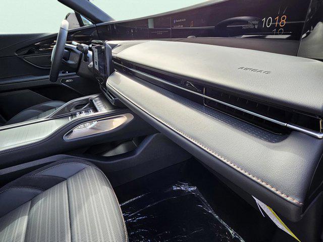 new 2025 Lincoln Nautilus car, priced at $68,900