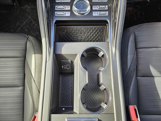 new 2025 Lincoln Nautilus car, priced at $68,900