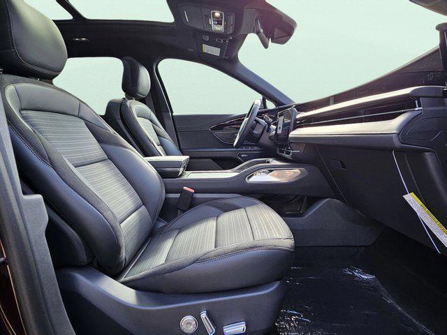 new 2025 Lincoln Nautilus car, priced at $68,900