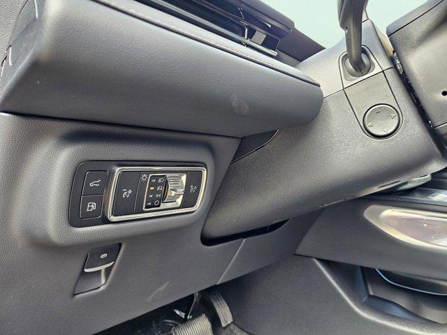 new 2025 Lincoln Nautilus car, priced at $68,900