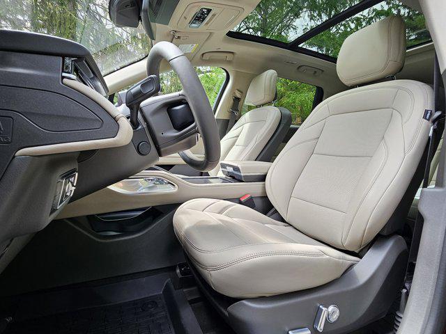 new 2025 Lincoln Nautilus car, priced at $56,285