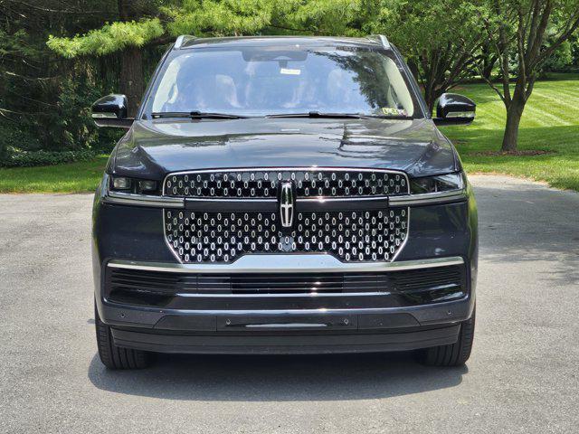 new 2025 Lincoln Navigator car, priced at $109,665