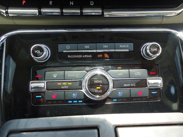 used 2024 Lincoln Navigator car, priced at $66,900