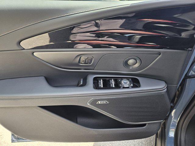 new 2025 Lincoln Nautilus car, priced at $60,721