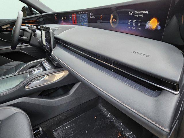 new 2025 Lincoln Nautilus car, priced at $59,235