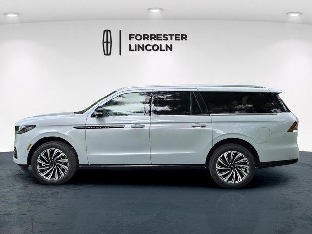 new 2025 Lincoln Navigator car, priced at $123,185