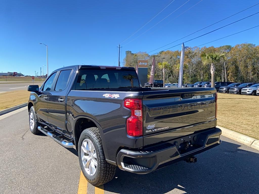 used 2022 Chevrolet Silverado 1500 car, priced at $37,118