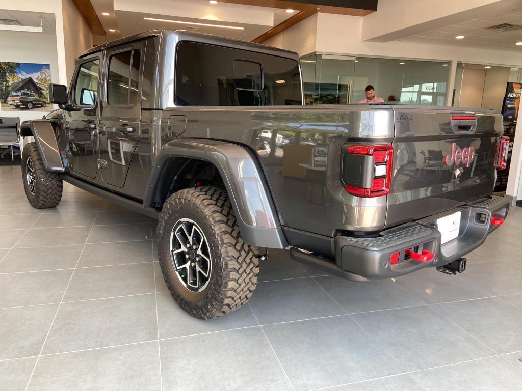 new 2024 Jeep Gladiator car, priced at $67,603