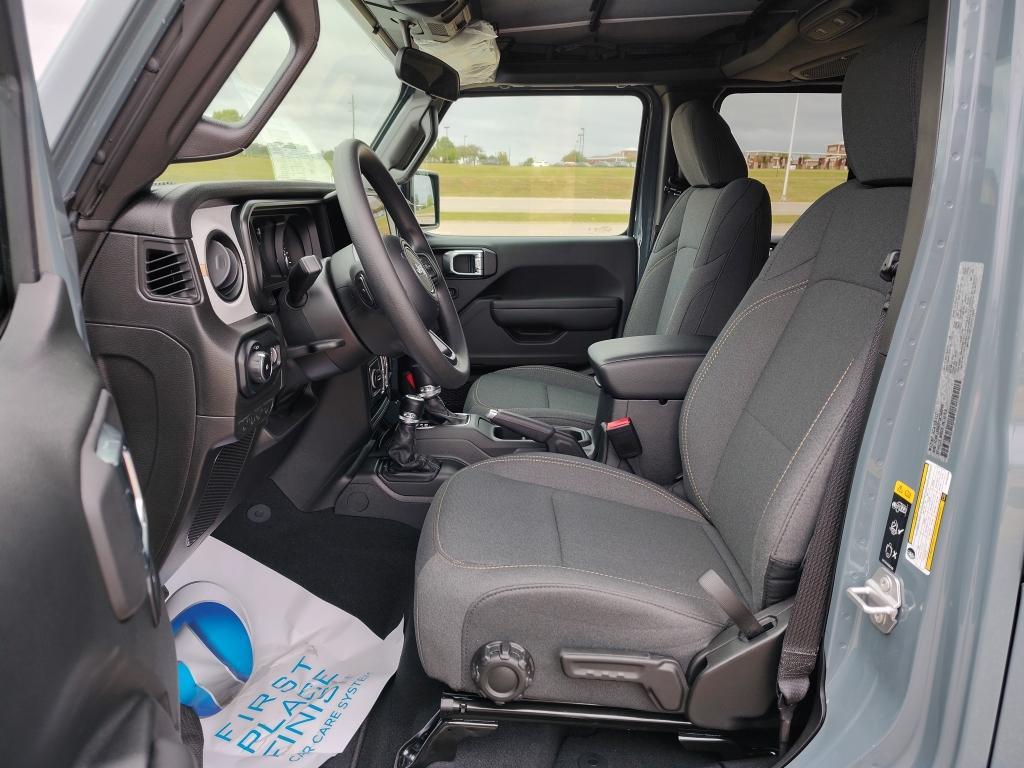 new 2026 Jeep Wrangler car, priced at $40,611