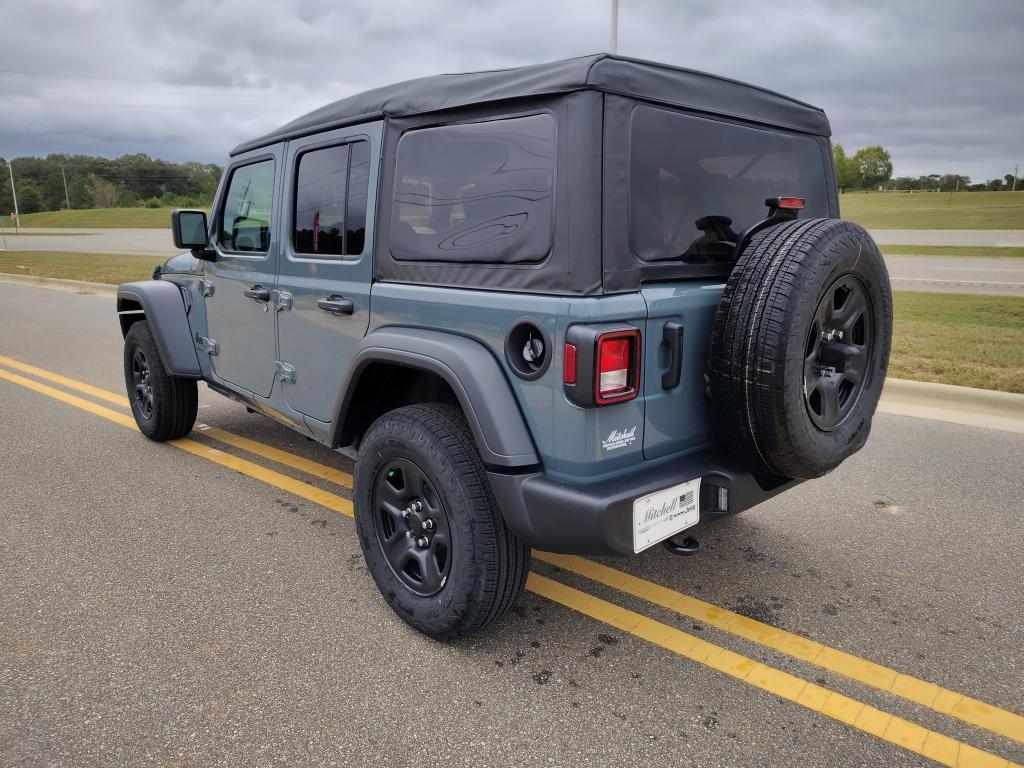 new 2026 Jeep Wrangler car, priced at $40,611