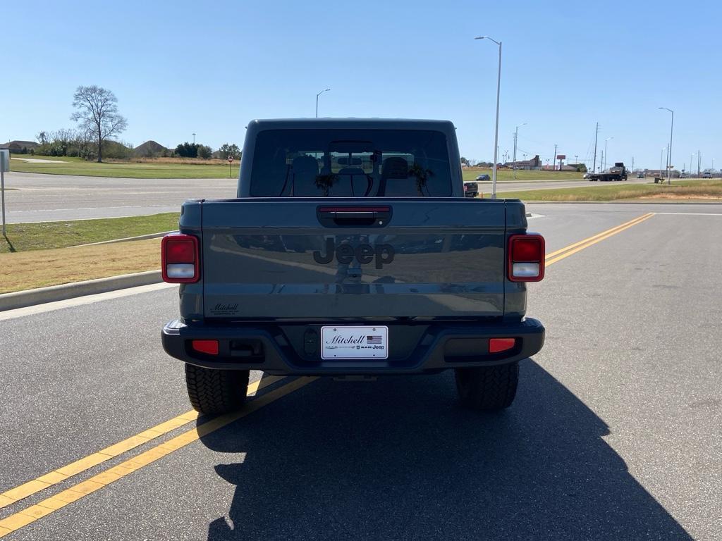 new 2025 Jeep Gladiator car