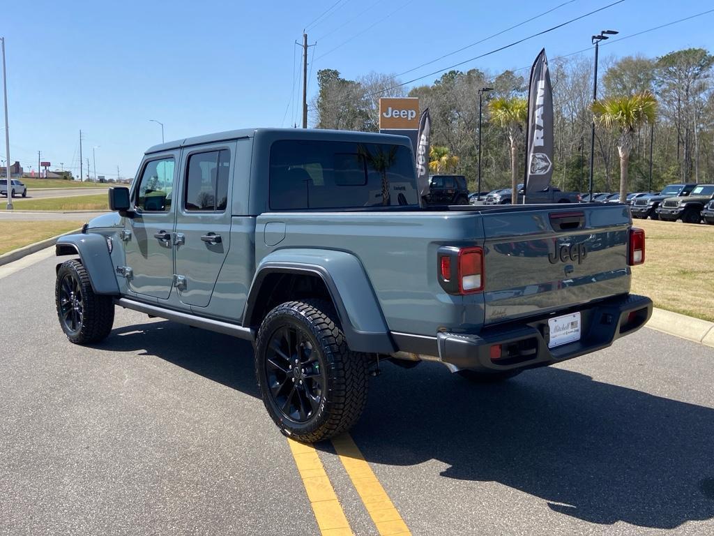 new 2025 Jeep Gladiator car