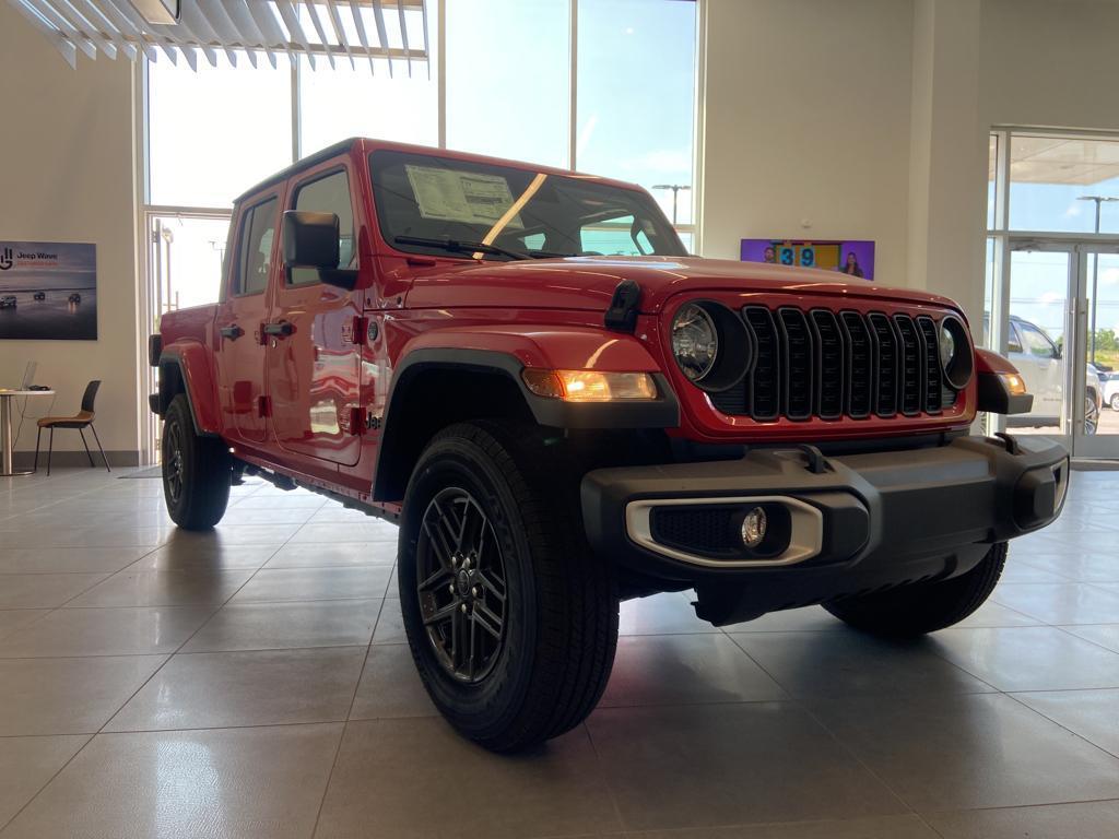 new 2024 Jeep Gladiator car, priced at $47,304