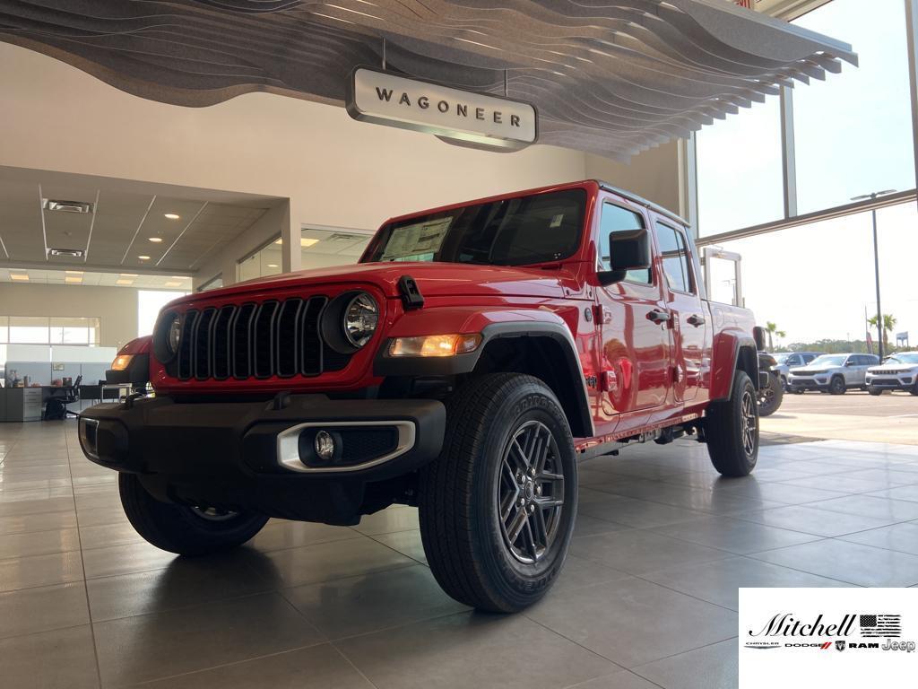 new 2024 Jeep Gladiator car, priced at $47,304