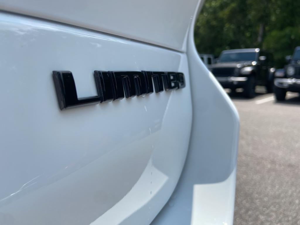 new 2025 Jeep Grand Cherokee L car, priced at $50,269