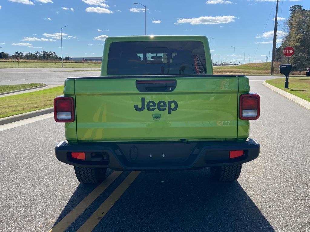 new 2025 Jeep Gladiator car, priced at $42,440