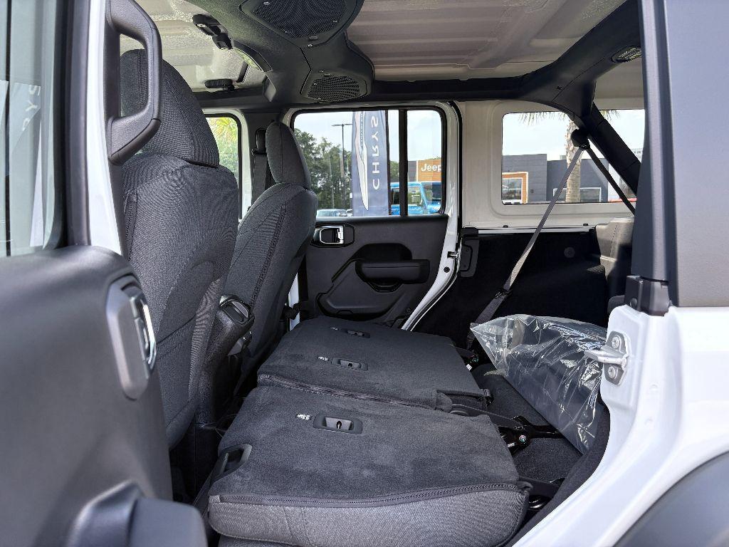 new 2025 Jeep Wrangler car, priced at $43,868