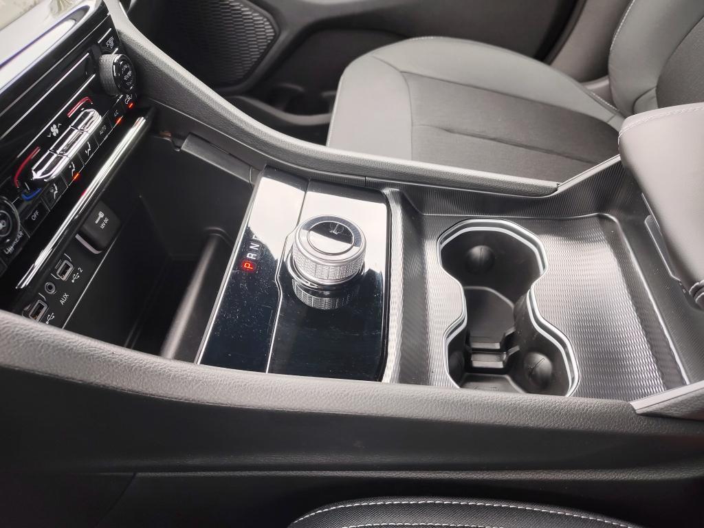 new 2025 Jeep Grand Cherokee car, priced at $34,237