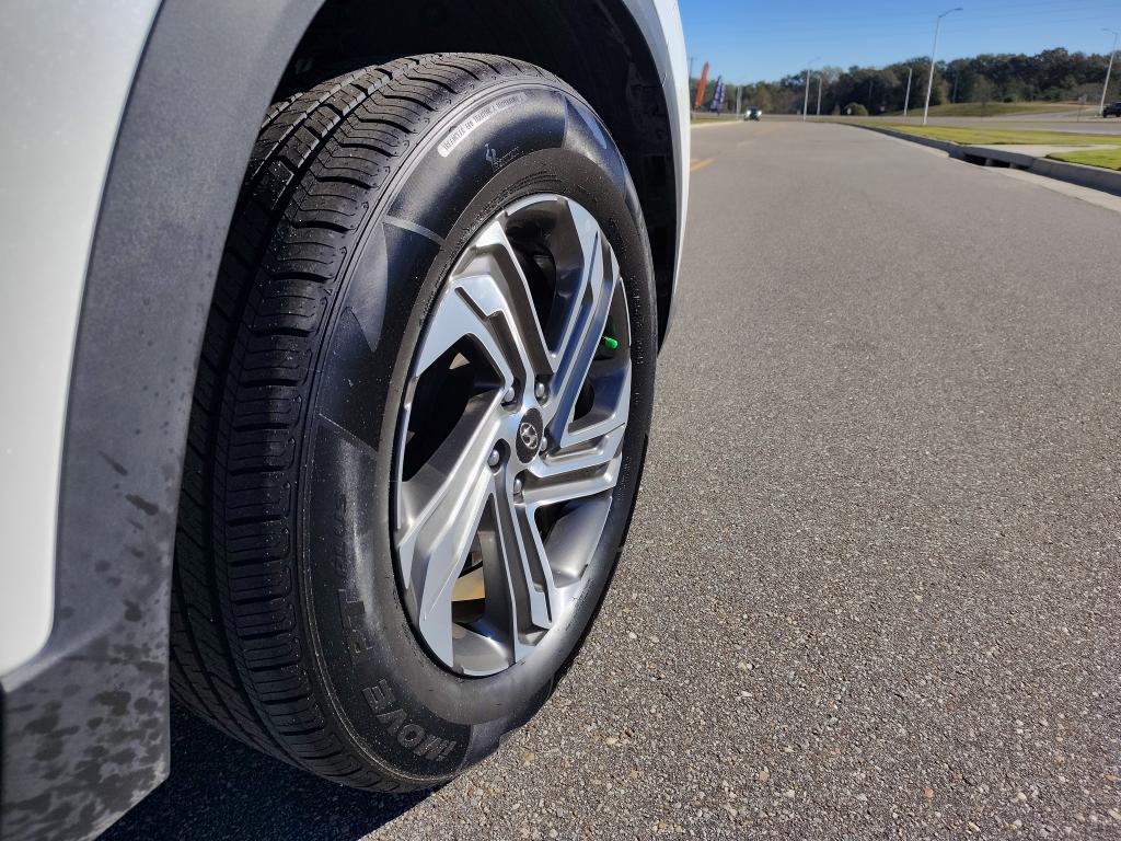 used 2022 Hyundai Santa Fe car, priced at $23,576