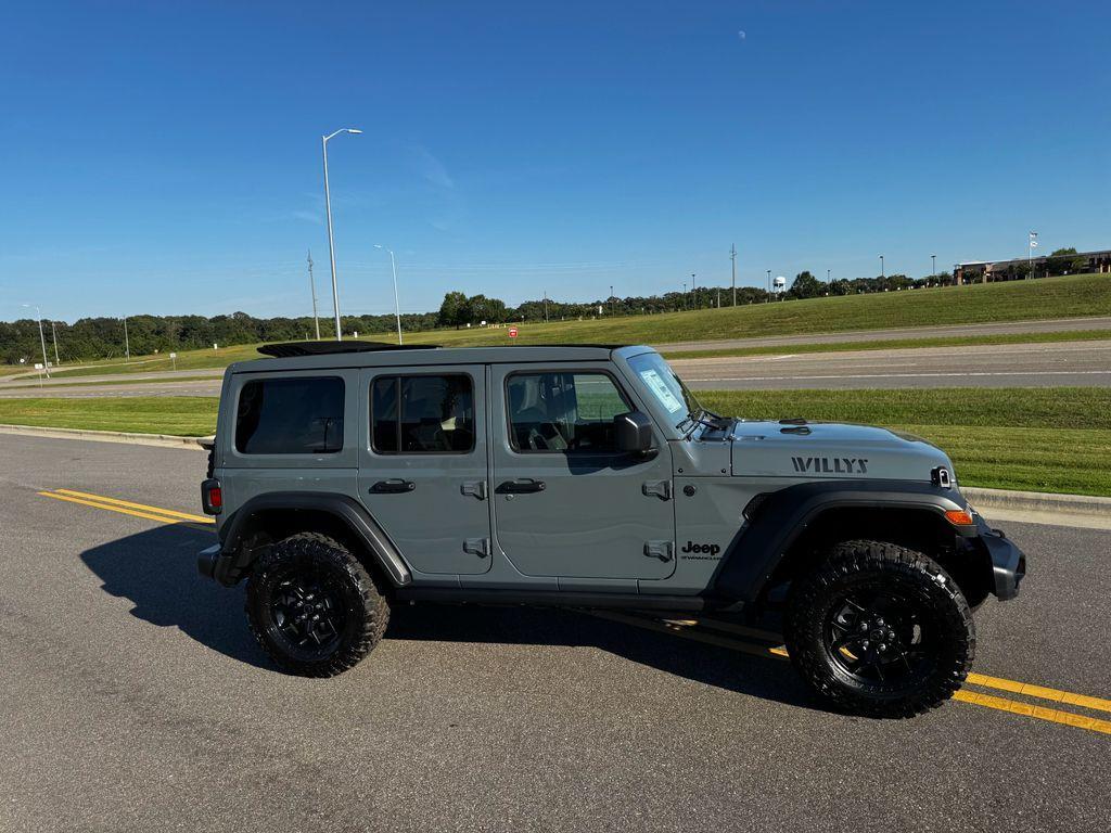 new 2025 Jeep Wrangler car, priced at $49,125