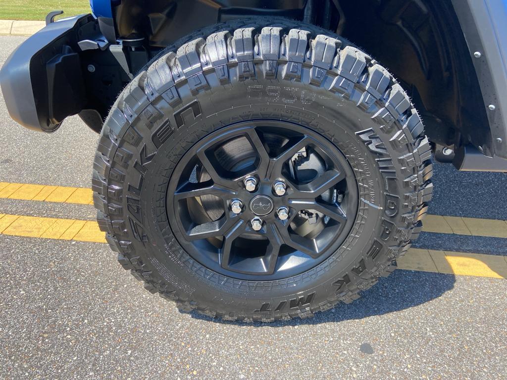 new 2025 Jeep Wrangler car, priced at $49,125