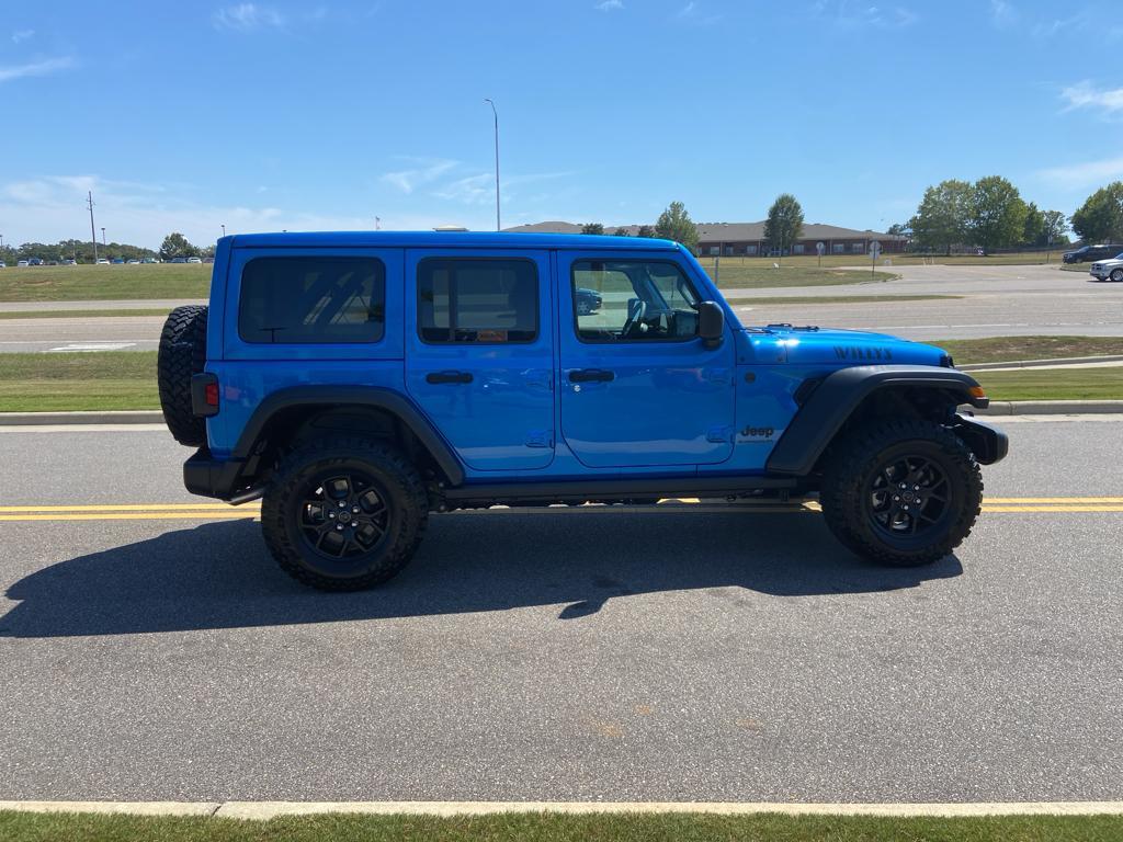 new 2025 Jeep Wrangler car, priced at $49,125