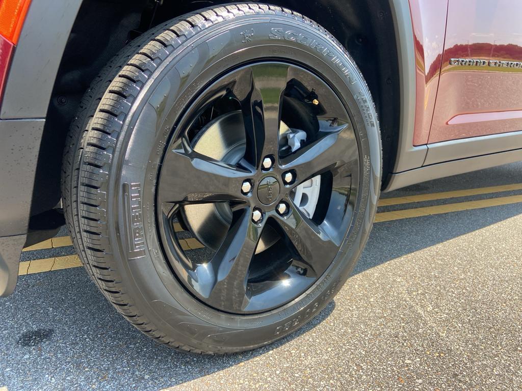 new 2025 Jeep Grand Cherokee L car, priced at $50,280