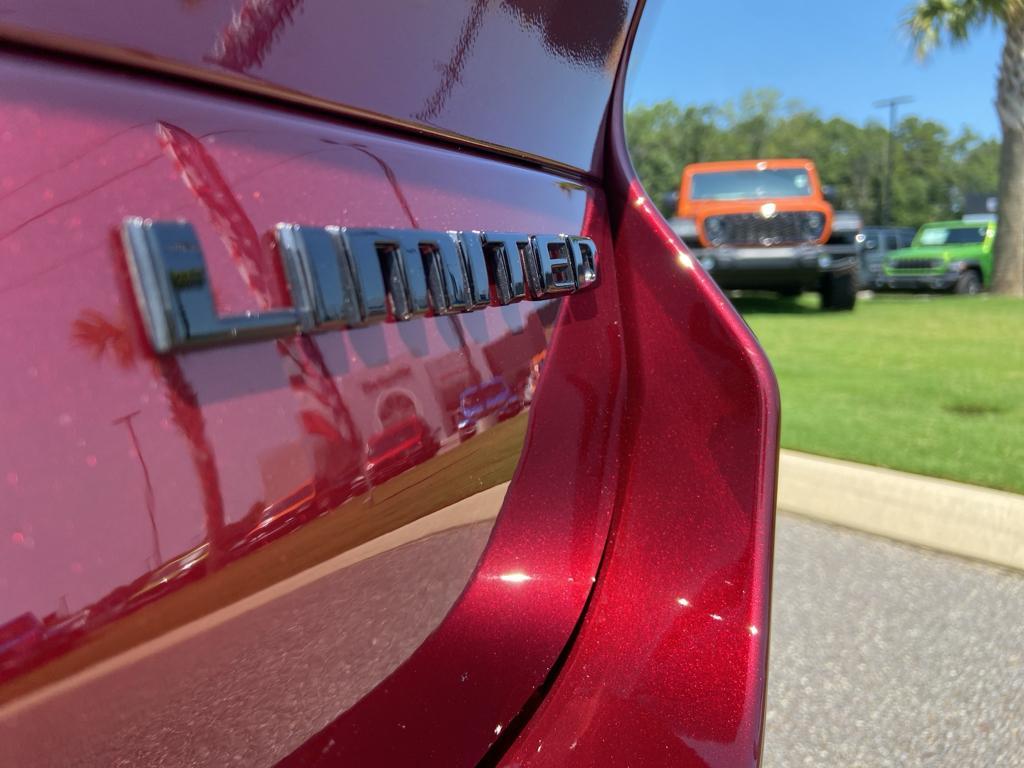 new 2025 Jeep Grand Cherokee L car, priced at $50,280