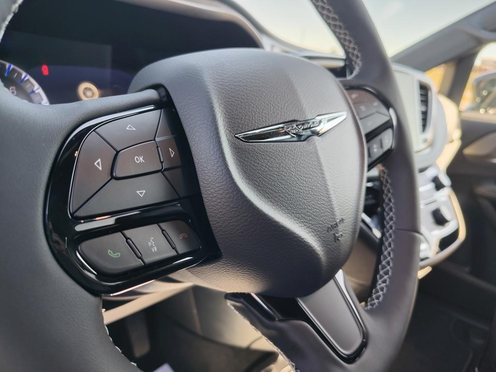 new 2026 Chrysler Pacifica car, priced at $45,547