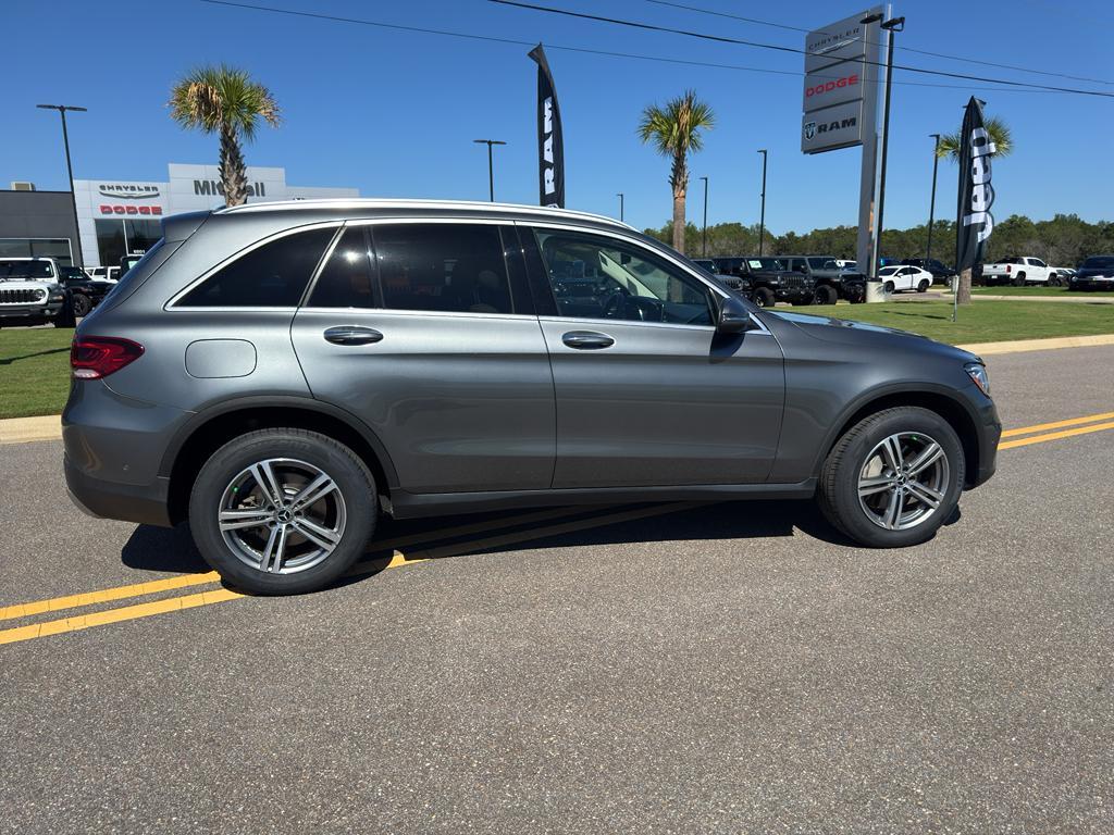 used 2021 Mercedes-Benz GLC 300 car, priced at $24,925