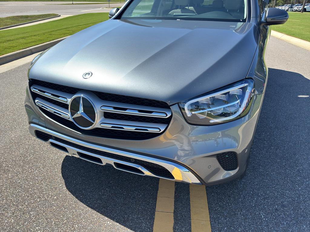 used 2021 Mercedes-Benz GLC 300 car, priced at $24,925