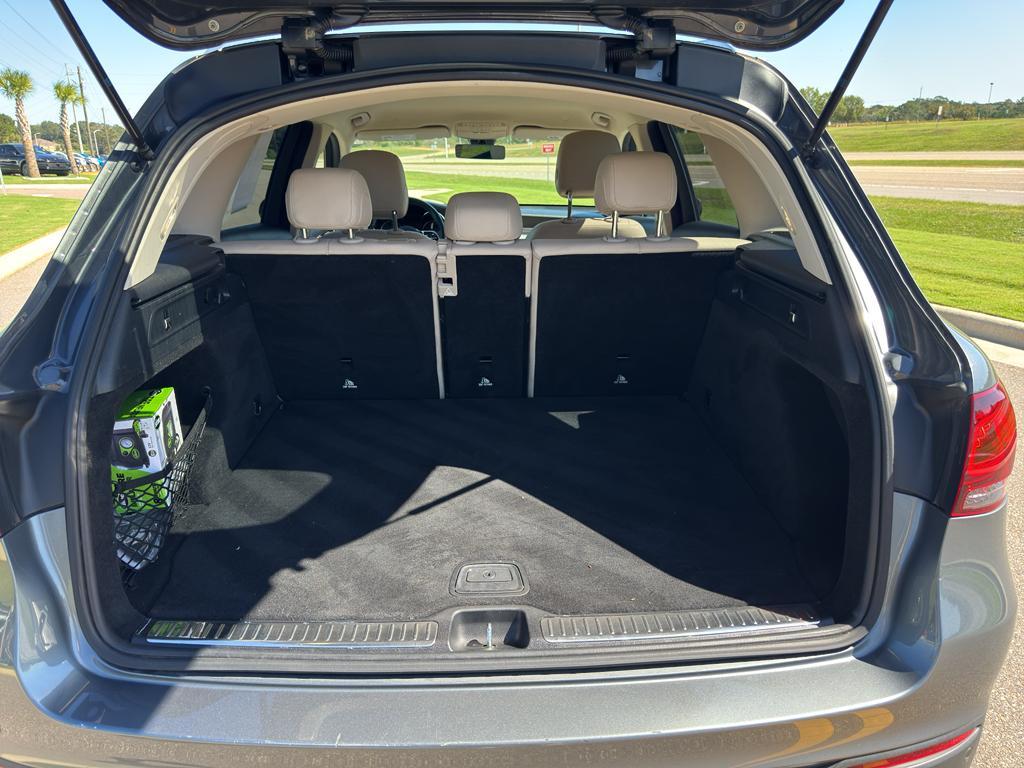 used 2021 Mercedes-Benz GLC 300 car, priced at $24,925