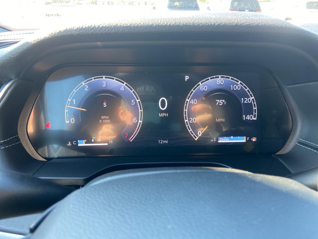 new 2025 Jeep Grand Cherokee car, priced at $37,441