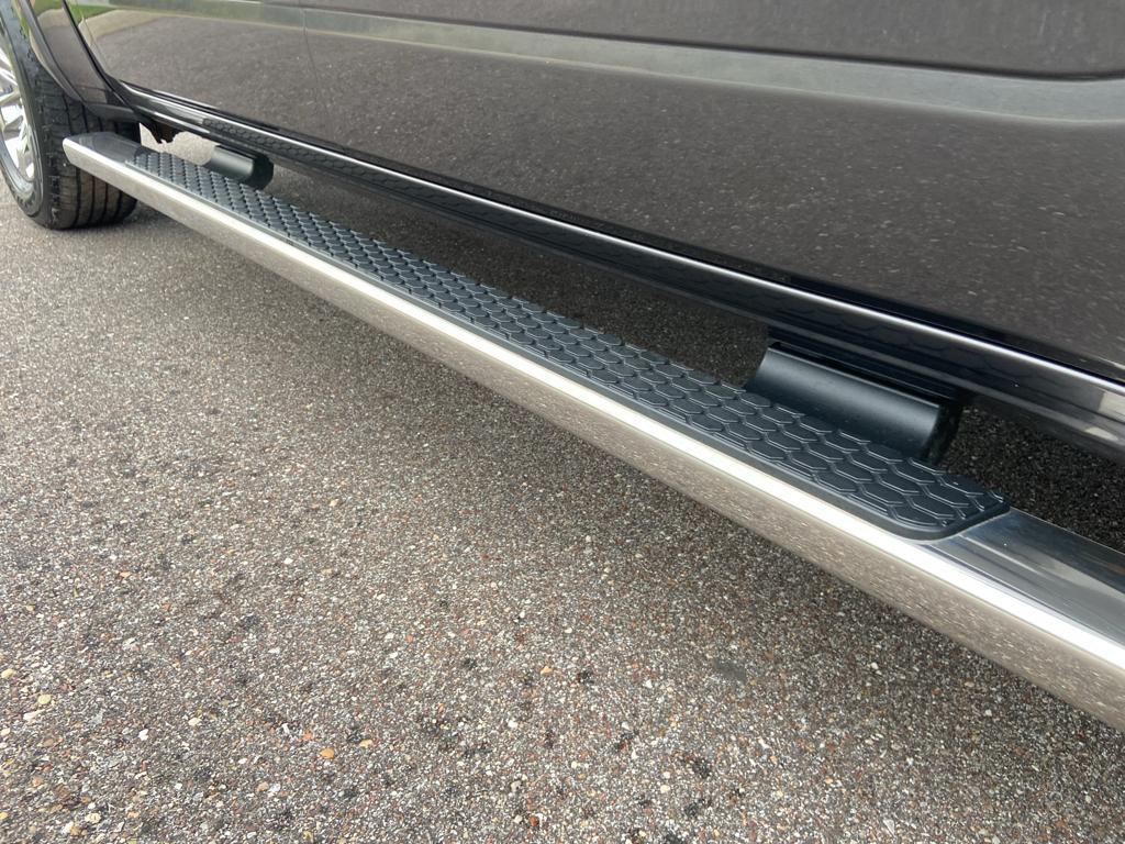 used 2022 Ram 1500 car, priced at $41,619
