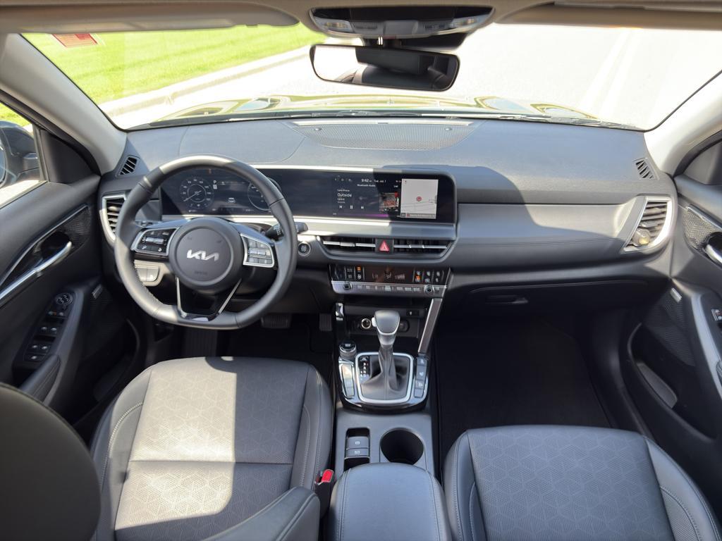 used 2024 Kia Seltos car, priced at $25,754