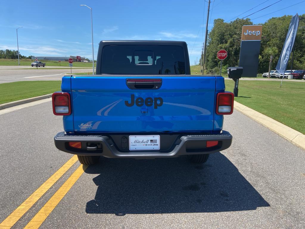 new 2025 Jeep Gladiator car, priced at $42,287