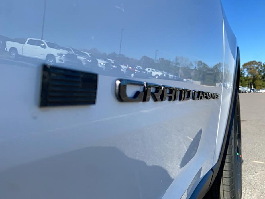 new 2025 Jeep Grand Cherokee car, priced at $43,491