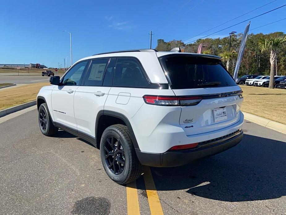 new 2025 Jeep Grand Cherokee car, priced at $43,491