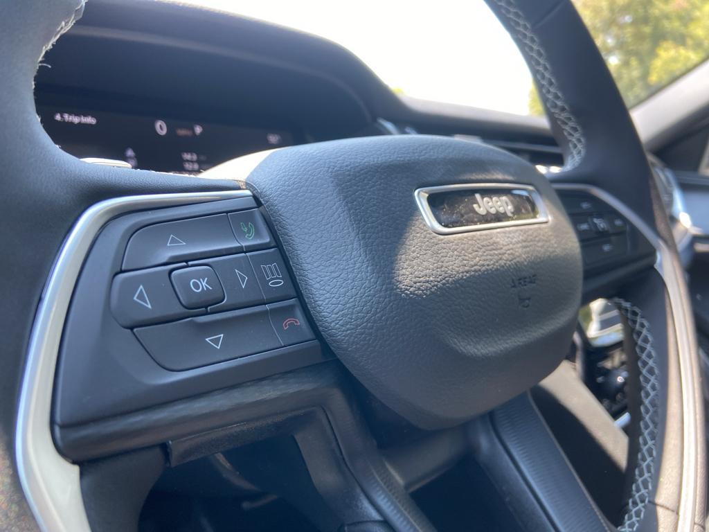 new 2025 Jeep Grand Cherokee L car, priced at $37,940