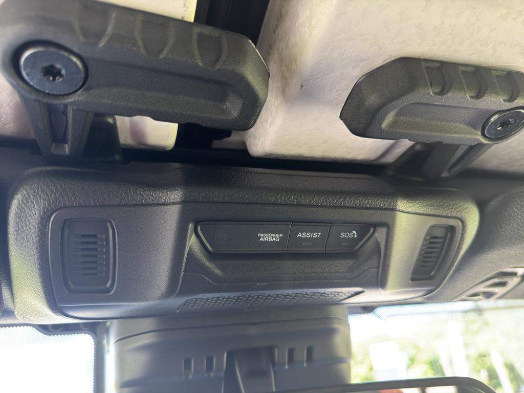 new 2025 Jeep Gladiator car, priced at $43,514