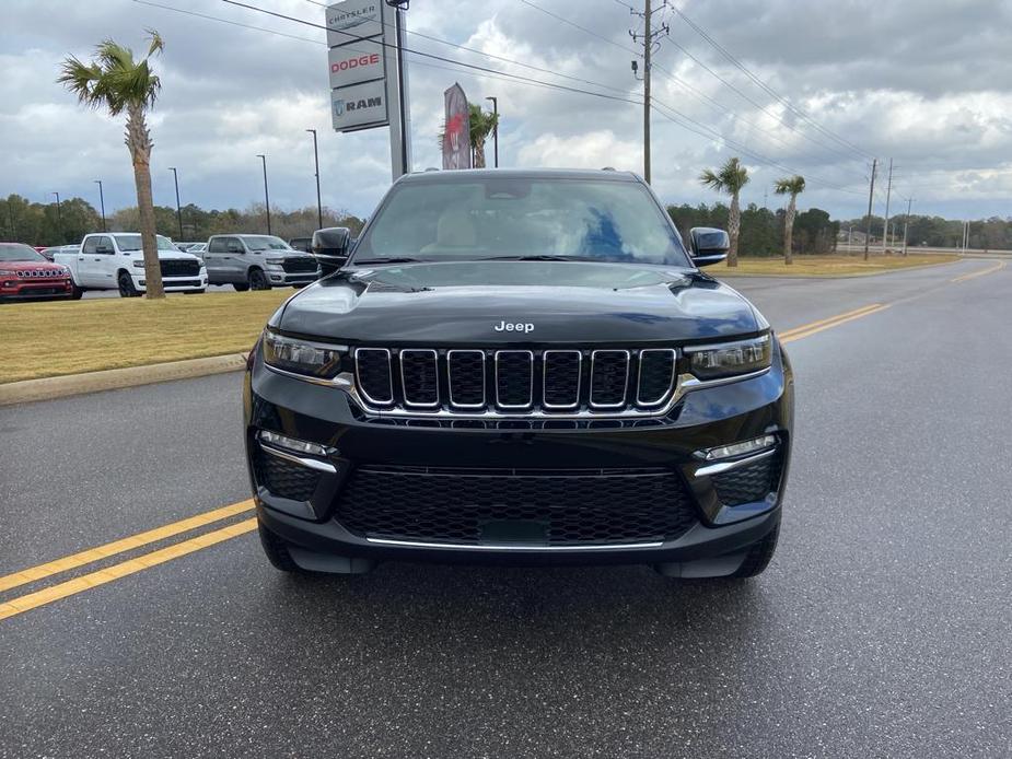 new 2025 Jeep Grand Cherokee car, priced at $41,889