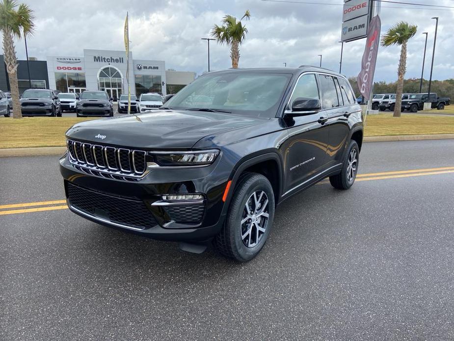 new 2025 Jeep Grand Cherokee car, priced at $41,889